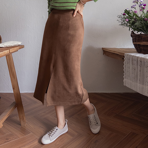 Marven Four-Way Span Soft Suede H-Line Skirt [size: F (55-66)]