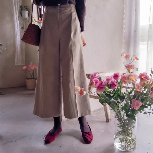 Jaypintak's soft, stretchy, and cute culottes [size: S, M, L]