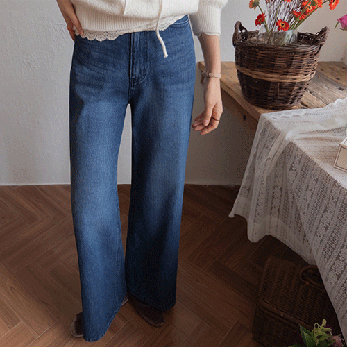 [Pants Only I Know][Slim Legs][Pretty Leg Line] Leiden Daily Vertical Straight Denim Pants [size: S, M, L]