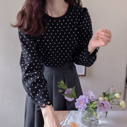 [New Arrival Special Price 5,000 Won Discount] <FONT color=#5a3954>MADE LIN</font> Ennove Dot Sleeve Race T-shirt [size: F (55~66)]