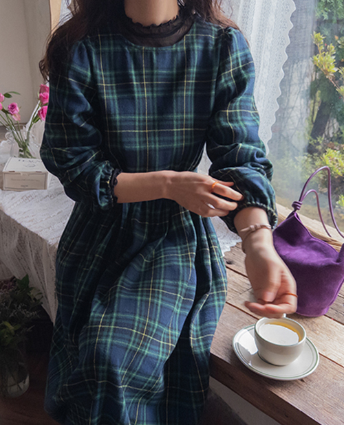 Vincent Tartan Check Waist Strap Back Button Long One Piece [size: F(55~66)]