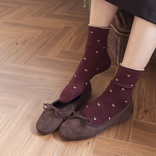 Heart-shaped frill color combination socks