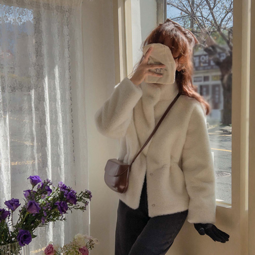 [Outer Limited Quantity 40% Sale] <FONT color=#5a3954>MADE LIN</font> Snowfur Magnetic Luxe Edgefit Coat <FONT color=#d8a4a4>[size: F (55~66)]</font>