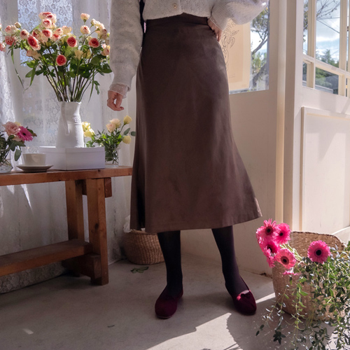 Anstella Soft Suede Edge Fit Skirt [size: F(55~66)]