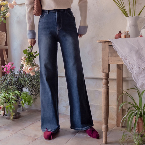 [New Product Special Price 8,000 Won Discount] <FONT color=#5a3954>MADE PREMIUM</font> Deals Heat Fleece Semi-Wide Denim Pants [size: S, M, L, XL]