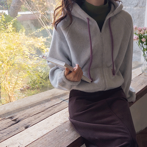 [New Arrival Special Price 10,000 Won Discount] <FONT color=#5a3954>MADE LIN</font> Cardi Lovely Colorblock Fleece Hoodies Zip Up [size: F (55-66)]