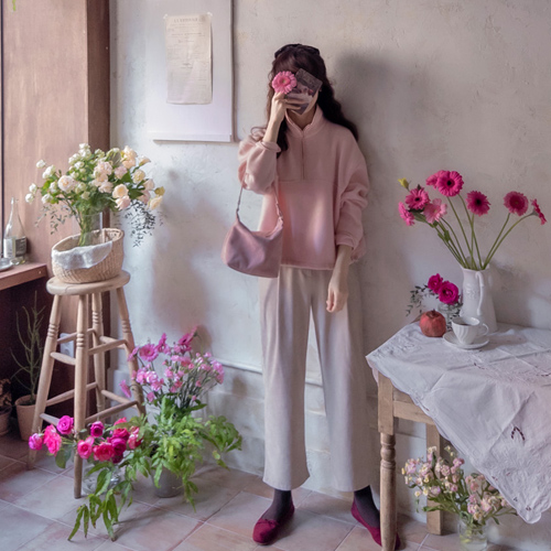 Velour Touch Stretchy Warm Fleece Pintuck Pants [size: S, M, L] 