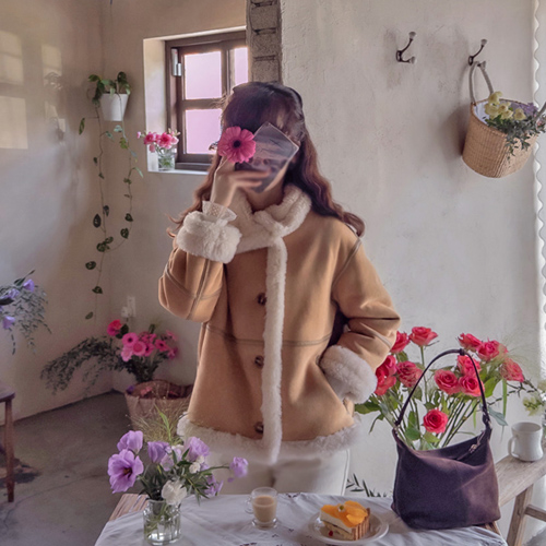 Supreme Real Wool Strongest Warm Fur Double-Sided Mustang [size: F (55~66)]