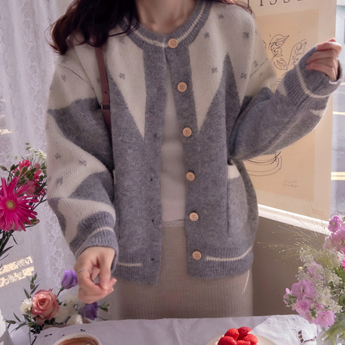 [LABEL] Anne Snow Warm Loose Overfit Cardigan [size: F (55~77)]