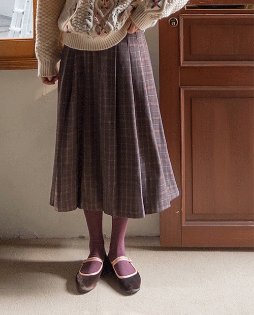[All the way until winter~] Sand Check Back Banding Wrinkles Pleats Rong Skirt [size: F(55~66)]
