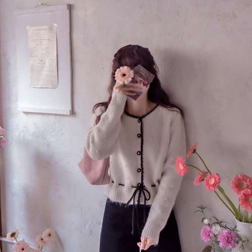 [LABEL] Dreamer 3D Pattern Warm Velvet Flower Button Cardigan [size: F(55~66)]