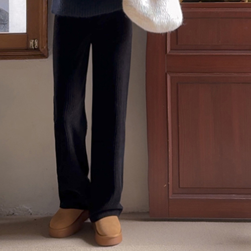 Soft, long-legged fit Belinda Velour Straight Pants [size: F (55~66)]