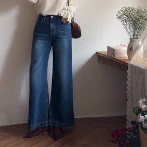 [Fit] [Inner fleece] [Fat cover] Rodina wide boot cut denim pants [size: S, M, L]