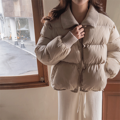 [Double-layered padding] Wadee knit collar layered padding jumper [size: F (55-66)]