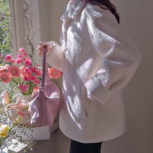 [New Product Special Price: 28,000 Won Discount] <FONT color=#5a3954>MADE LIN</font> Clenny Reversible Mustang Harp Coat [size: F (55-66)]