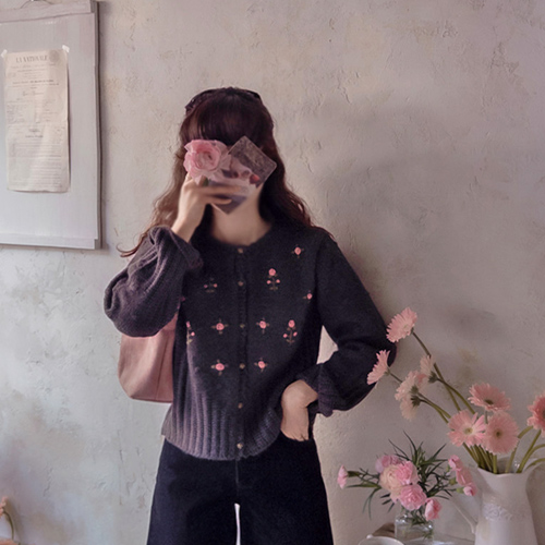 Catherine 3D Flower Soft Warm Fluffy Cardigan [size: F (55~66)]