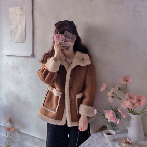 Clans Cute Warm Fur Double-Sided Mustang [size: F(55~66)]