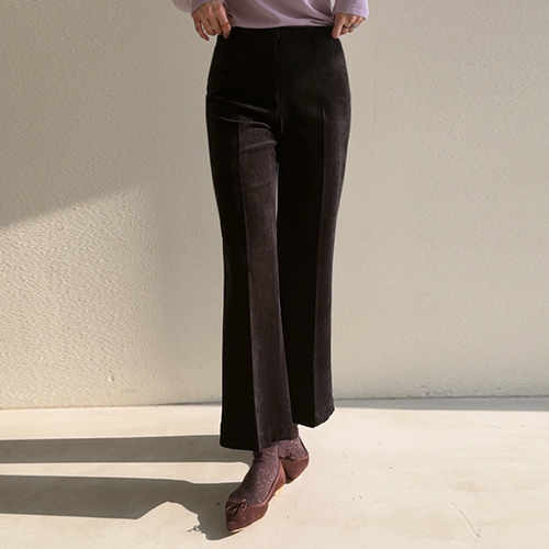 [New Arrival Special Price 6,000 Won Discount] <FONT color=#5a3954>MADE LIN</font> Pomay Chewy Soft Fleece Semi-Bootcut Pants [size: S, M, L]