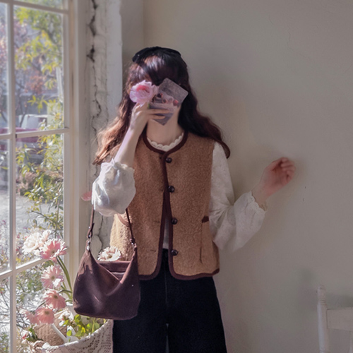 [New Arrival Special Price 7,000 Won Discount] <FONT color=#5a3954>MADE LIN</font> Bler Pocket Poggle Vest [size: F (55~66)]