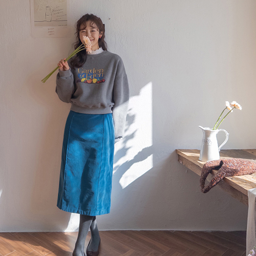 Nerdy fluffy side-cut back banding corduroy rong skirt [size: F (55-66)]