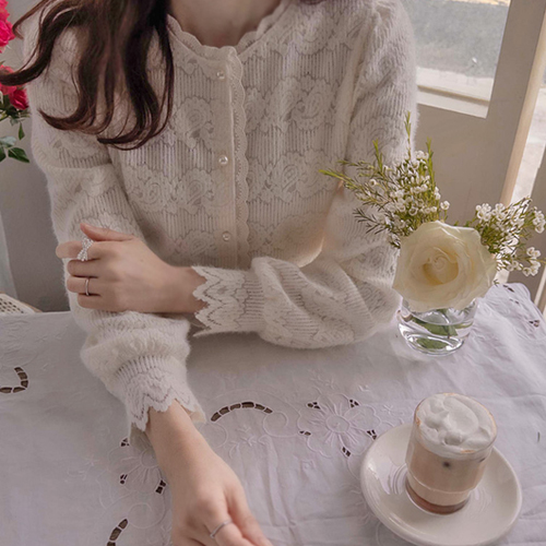 [LABEL] Anne Sophia Stretchy Ribbed Lace Wave Neck Soft Blouse [size:F,1]