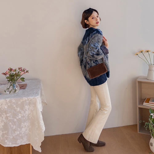 [Wool 60%] Byron Soft and Loose Fit Hairy Nordic Knit [size: F (55-66)]