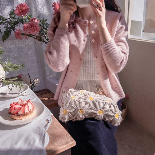 Plan flower embroidery jewelry warm pastel cardigan [size: F(55~66)]