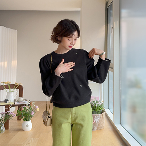 Nuvelo Ribbon Embroidery Sleeve Pin Tuck Knit [size: F (55~66)]