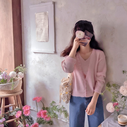 Schukrantz Spring Color Elegant Cardigan and Top Set [size: F (55~66)]