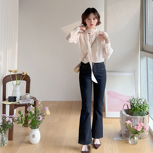 Hilind Tight Span Body Shaping Slim Boot Cut Denim Pants [size: S, M, L, XL]