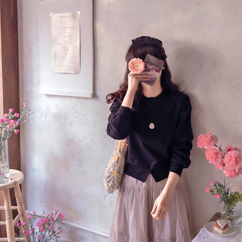 Annieb Shoulder Sharing Antrim Cute Fit Tee [size: F(55), L(66)]