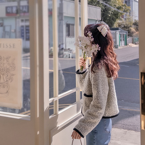 Felison color combination cute button sophisticated jacket [size: F(55~66)]