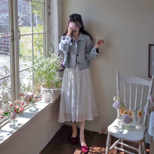 <FONT color=#5a3954>MADE LIN</font> & U Tight Fit Sleeveless Short Burberry Coat