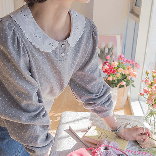 Innis Romantic Mood Round Lace Collar Dot Man to Man Tee [size: F(55~66)]