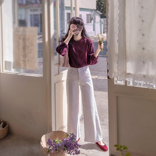 [New Arrival Special Price 7,000 Won Discount] <FONT color=#5a3954>MADE LIN</font> Muhar Pintuck Freel Race Blouse [size: F (55~66)]