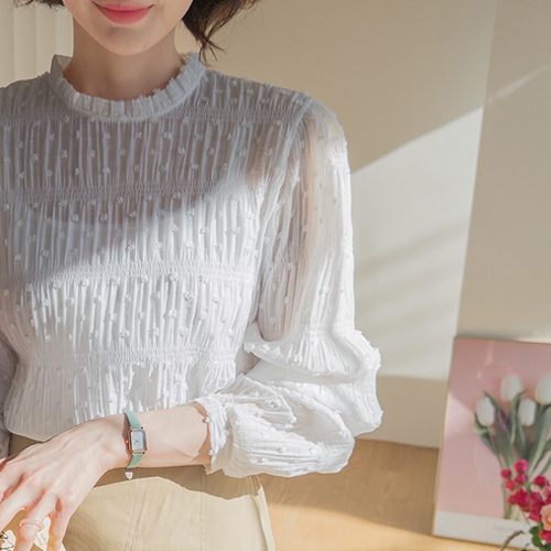 Kylie's three-dimensional pop-sleeve popcorn blouse [size: F (55-66)]