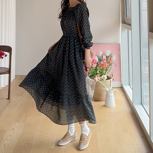 Dazenin Yeori Calm Flower Shirring One Piece [size: F(55~66)]