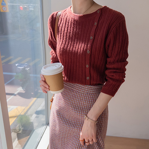 [Wool Blending] Roenna Unbalanced Diagonal Button Vertical Knit [size: F (55~66)]