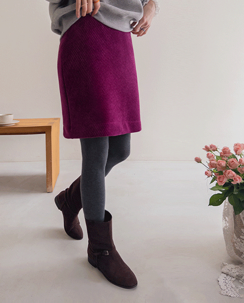 Camille Velvet Hidden Banding Midi Skirt [size: S, M]