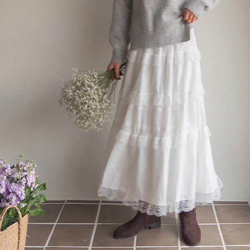 [LABEL] Gerind's lovely 4-stage fleece lace skirt [size: F (55-66)]