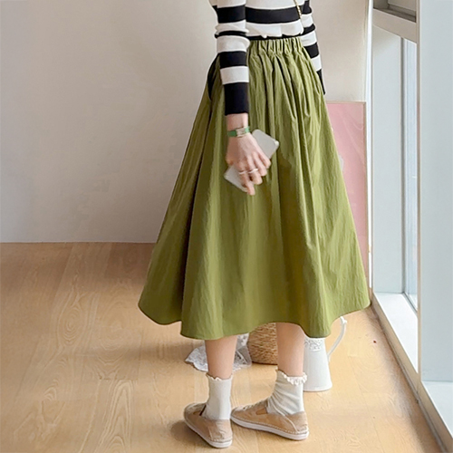 Lael's feminine, flowing Aline Skirt [size: F (55-66)]