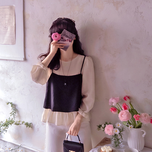 [New Arrival Special Price 7,000 Won Discount] <FONT color=#5a3954>MADE LIN</font> Spring Love Season Sharing Bustier Set Blouse [size: F(55~66)]