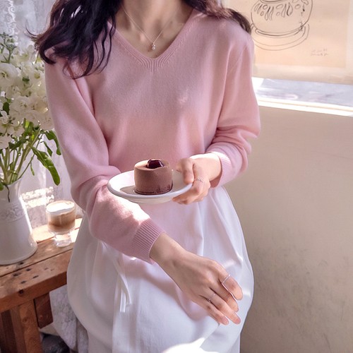Soft 100% Fine Wool Eline Sophisticated V-Neck Soft Whole Garment Knit [size:F(55~66)]