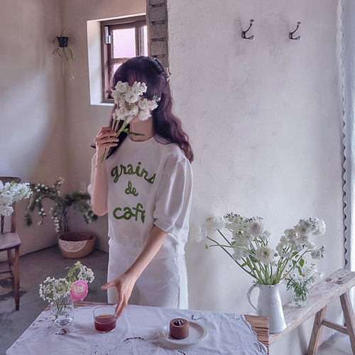 Spring Cafe 3D Lettering Embroidery Cute Fit Tee [size:F(55~66)]