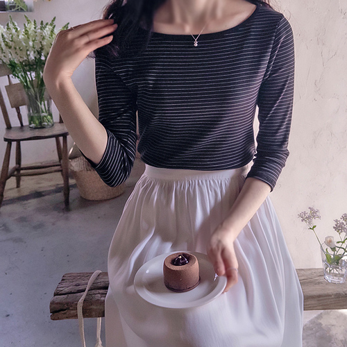 Cornell's Love ST Stretchy Spandex Slim Fit Tee [size: F (44~55), L (66)]