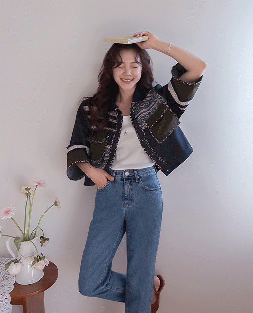 [Upper Body Shape-Correcting Fit/Sturdy Material] Soléa Ethnic Color Combination Pocket Denim Jacket [Size: F (55~66)]