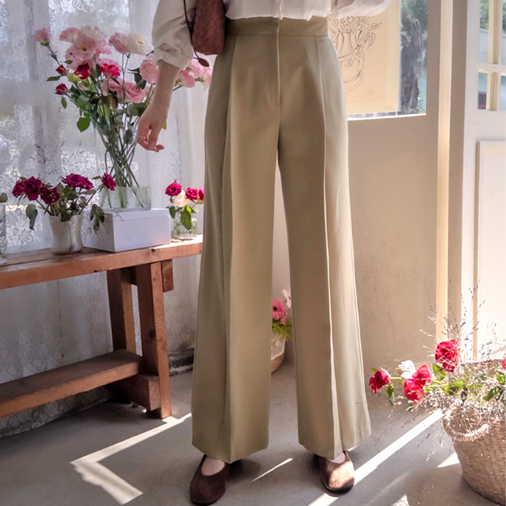 Jenne Pintak sleek line stylish and comfortable Pants [size: S, M, L]
