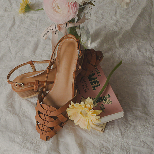 Basket shoes from spring to summer