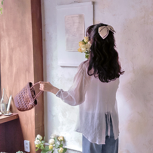 The Summer Dot Lovely Back Slit Delicate Fit Blouse [size:F(55~66)]