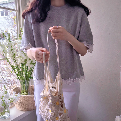 [New Arrival Special 5,000 Won Discount] <FONT color=#5a3954>MADE LIN</font> Rebenon Lux Corsage Short T-shirts [size:F(55~66)]